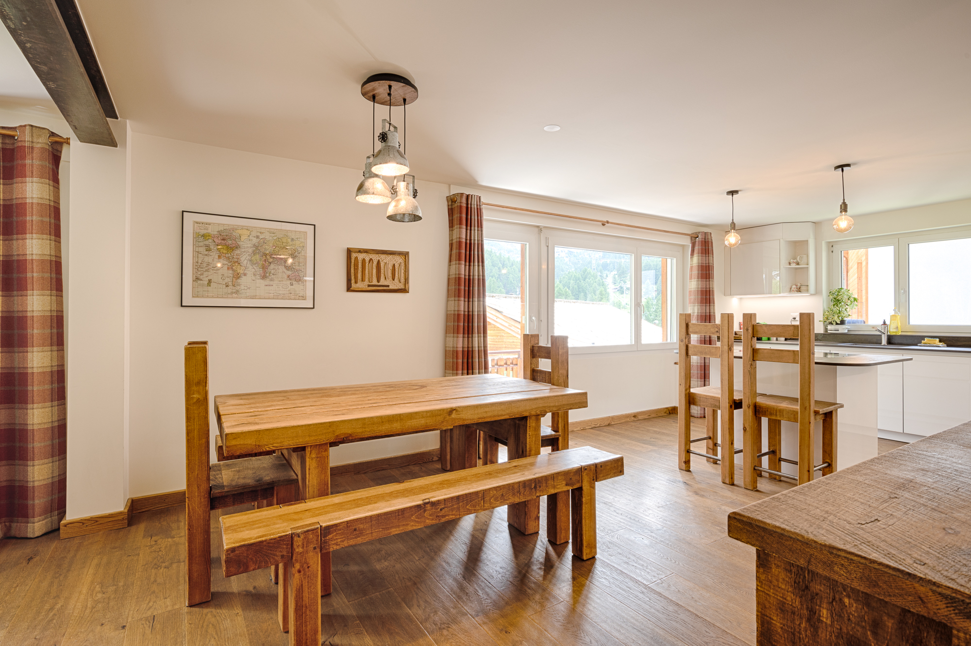 Dining room / kitchen